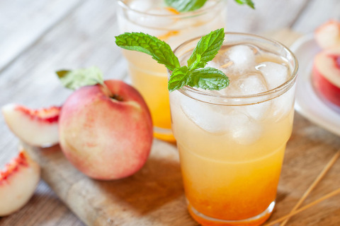 Peach Sunrise cocktail
