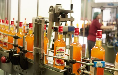 Eyguebelle manufactures Reflets de France syrups